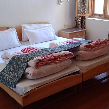 Lhardak Home Stay ليه المظهر الخارجي الصورة