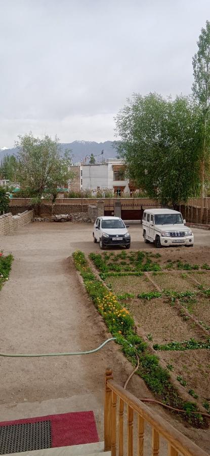 Lhardak Home Stay ليه المظهر الخارجي الصورة